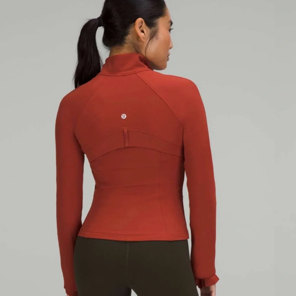 Lululemon Nulu Define Cropped Jacket - Picture 2 of 5